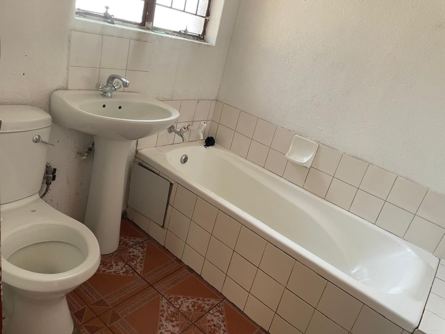 2 Bedroom Property for Sale in Boitekong North West